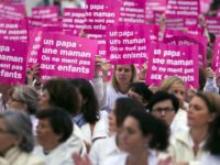 Mariage pour tous : L'association Alliance Vita va manifester contre le projet dans 75 villes