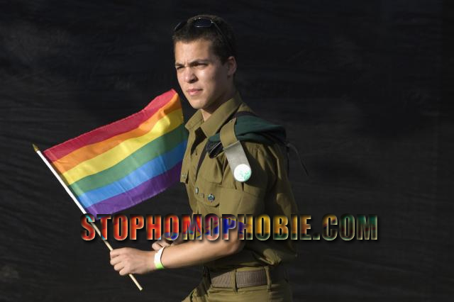 Tourisme Gay en Israël : Des militaires "roses" pour séduire les homosexuels allemands