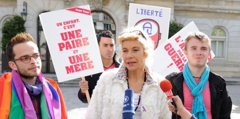 Frigide Barjot a lancé mercredi "l'Avenir pour tous", "nouvelle phase" du mouvement de protestation contre le mariage pour tous.
