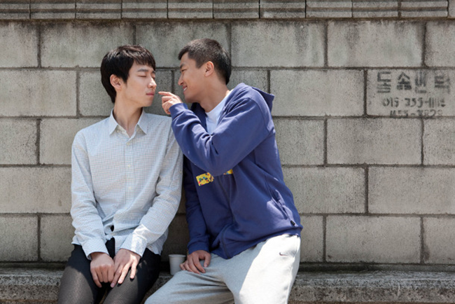 Corée du Sud : Un cinéaste gay engage la bataille du mariage dans un pays conservateur