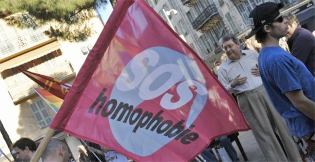 Homophobie : le malaise des jeunes homo dénoncé par une association !