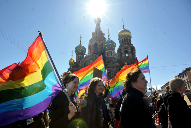  Russie : Un jeune homosexuel torturé et violé à mort
