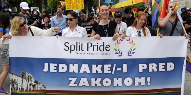 Croatie : le nouveau maire social-démocrate de Split en tête d'une Gay Pride "sans incident"