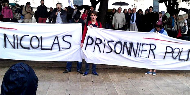 Paris : nouvelle manifestation pour l'opposant anti-mariage gay emprisonné