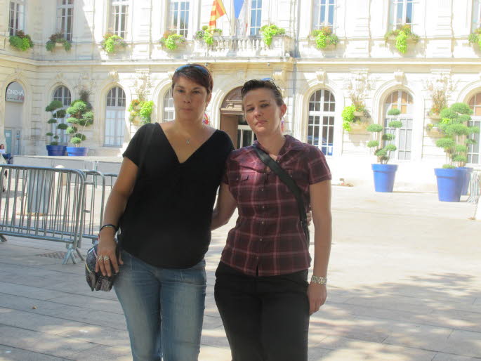 VAUCLUSE - Bollène: le maire refuse de marier Amandine et Angélique