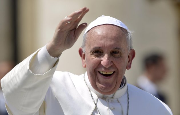 Contraception, homosexualité : le pape invite à "ne pas juger" !