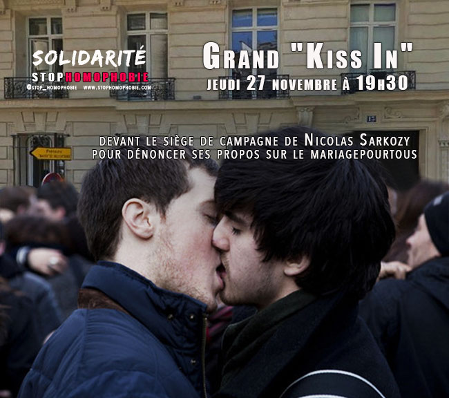 Grand "Kiss In" devant le siège de campagne de Nicolas Sarkozy pour dénoncer ses propos sur le #mariagepourtous