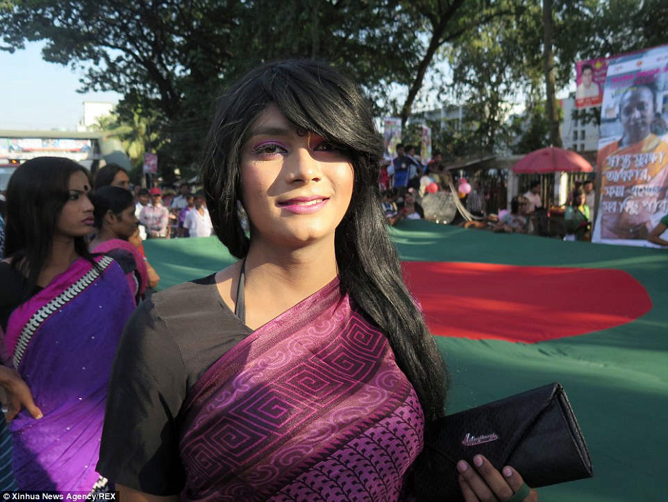 Fierté LGBT : Première marche des transgenres au Bangladesh