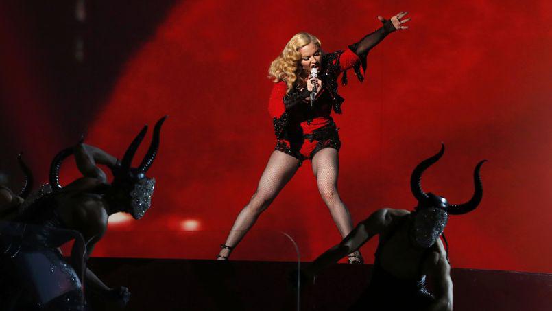 «Living For Love» : Madonna​ fait sensation sur la scène du Staples Center de Los Angeles