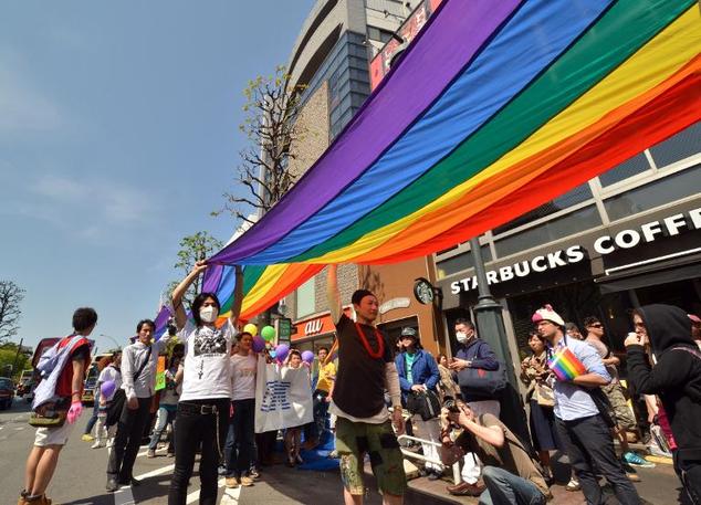 Tokyo : Vers la reconnaissance d'un certificat d'union aux couples homosexuels