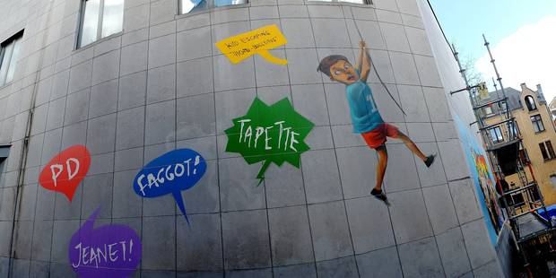 Bruxelles : une série de fresques murales pour aborder l'homophobie dans l’espace public