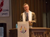 Pour la rémission des péchés de l’Église : un pasteur canadien demande pardon à toute la communauté LGBT