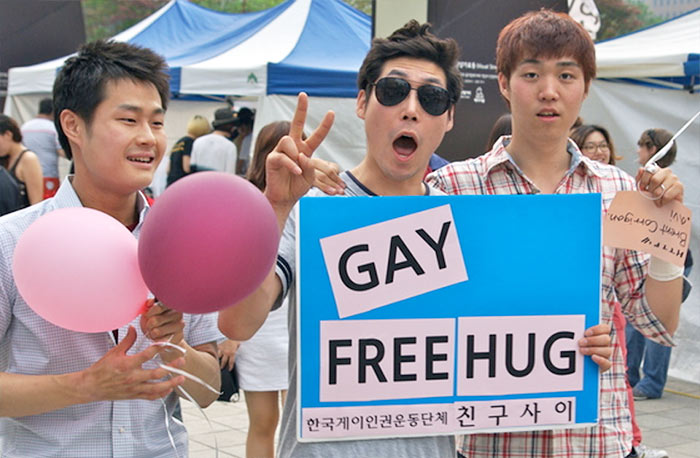 Malgré une interdiction prononcée par la police, les organisateurs maintiennent la gay pride de Séoul