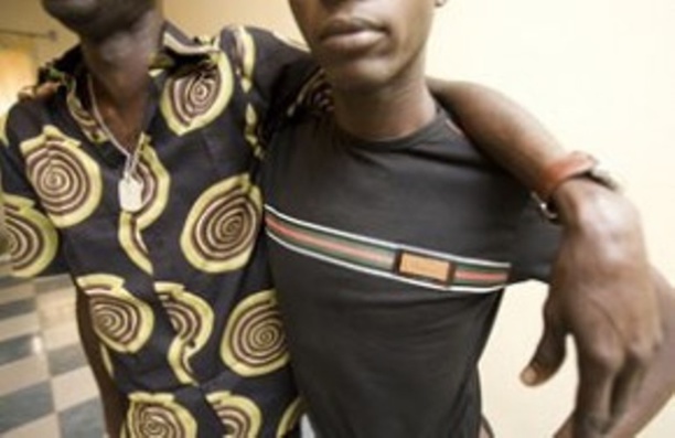 Lynchage, condamnations et prison ferme pour les « homos » au Sénégal