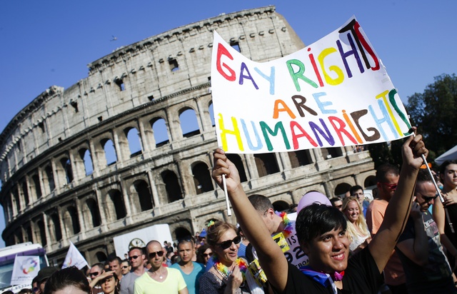 Italie : Une marche de 800 kilomètres pour réclamer davantage de droits pour les couples LGBT