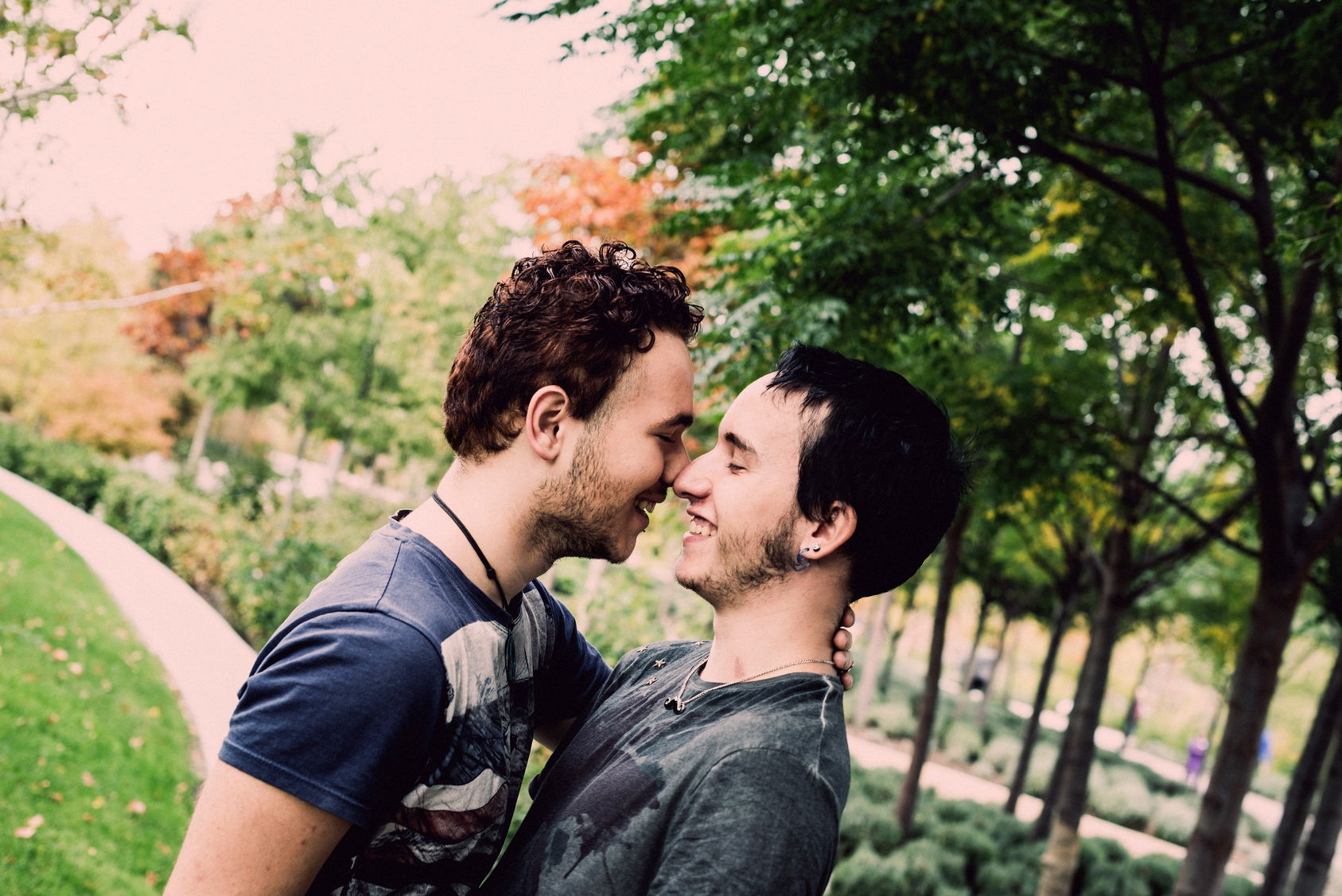 Homophobie, hétérosexisme et discrimination : Pistes et solutions pour démystifier l'homosexualité