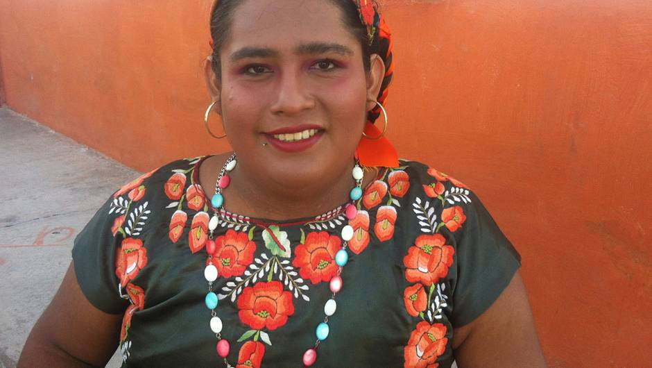 Dans la culture des Zapotèques, au Mexique, il existe un "troisième genre", les "muxhes" (vidéos)