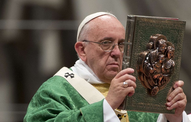 Homosexualité, divorce, concubinage... Le Pape démarre le synode sur la famille