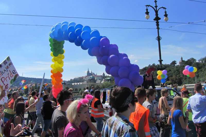 La justice tchèque reconnaît désormais les décisions étrangères en matière d'adoption pour les couples de même sexe