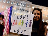 Le parlement grec approuve l'union civile pour les couples homosexuels en dépit de l'opposition de l'Église orthodoxe