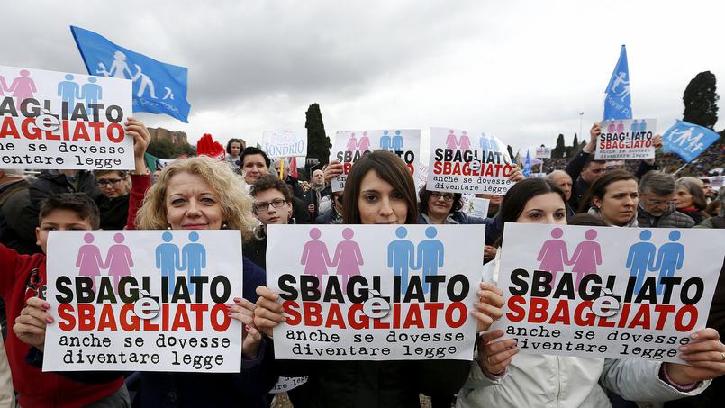 Italie : Mobilisation moins massive qu'attendue contre contre l'union civile des homosexuels