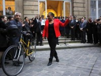 Vidéos. Christiane Taubira « invaincue » claque la porte du gouvernement sur un « désaccord politique majeur »
