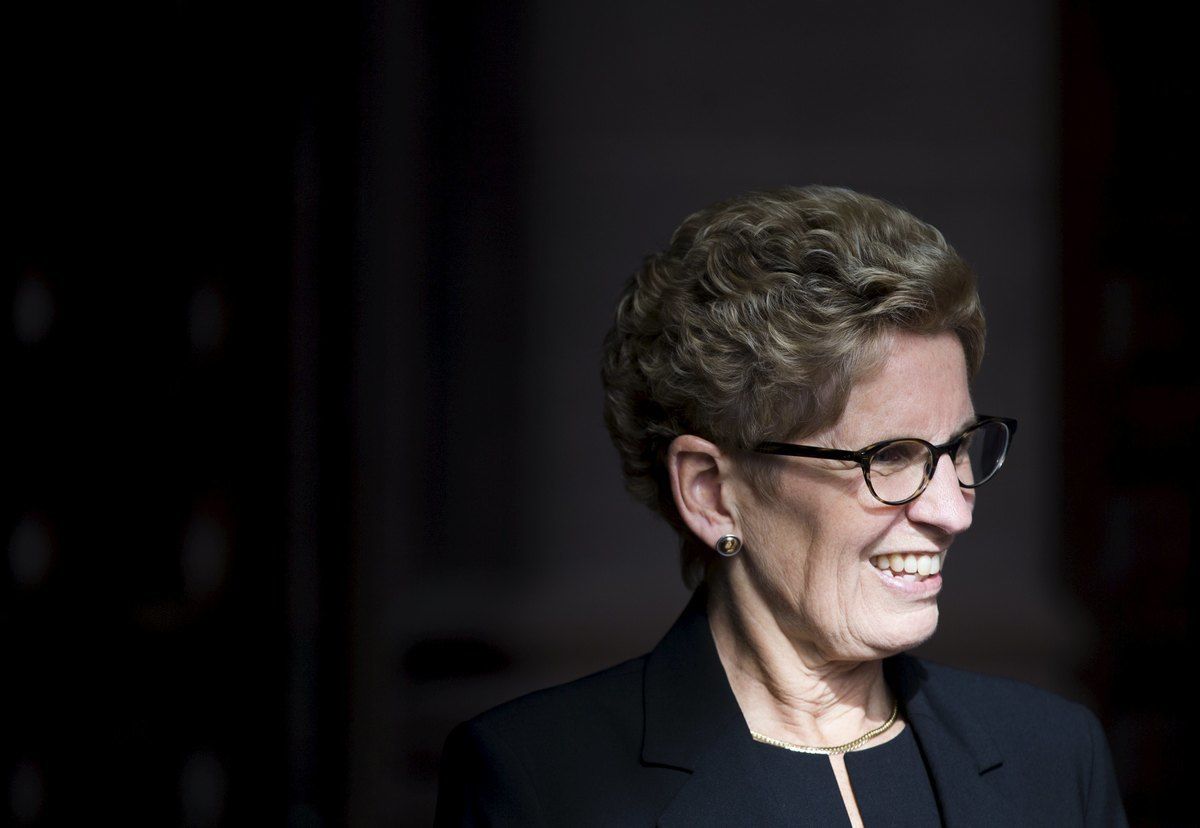 La première ministre de l’Ontario reçue dans la controverse en Inde en raison de son homosexualité