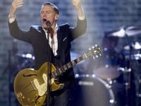 Bryan Adams annule un concert pour protester contre une loi « extrêmement discriminatoire » dans le Mississippi