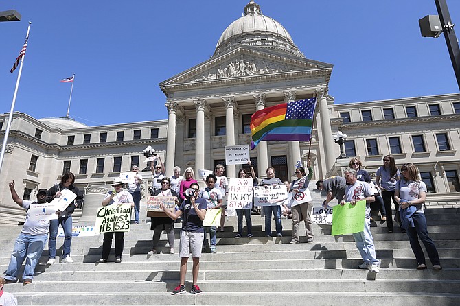 Le Mississippi adopte un projet de loi discriminatoire envers les homosexuels pour protéger la « liberté religieuse »