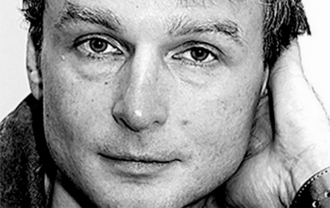 Meurtre à Saint-Pétersbourg du journaliste Dmitri Tsilikine : les médias nient le crime homophobe