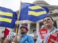 Mobilisation inédite aux États-Unis contre les lois discriminatoires envers la communauté LGBT