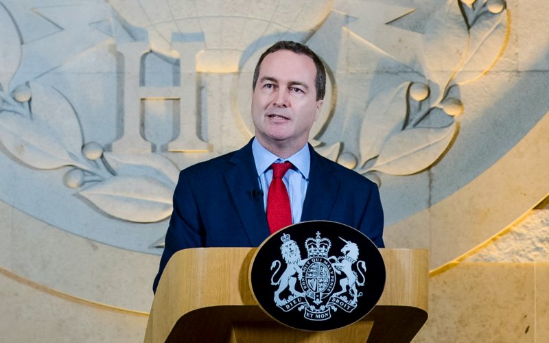 « Exclure les homosexuels de nos services était une erreur », admet le directeur d'une agence britannique d'espionnage