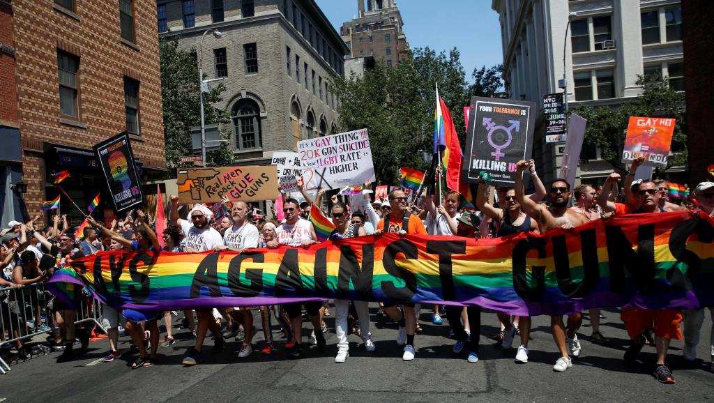 Plus d'un million de personnes dans les rues de New York, pour une Pride marquée par le massacre d'Orlando