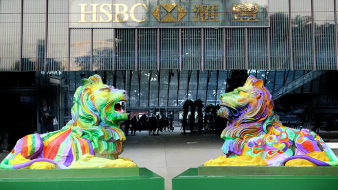 En campagne pour les droits des LGBT, la banque HSBC s'attire les foudres d'une frange conservatrice hongkongaise (VIDEOS)