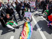 Urgence Tchétchénie : plusieurs militants LGBT arrêtés à Saint-Pétersbourg en marge d'un rassemblement solidaire (VIDEOS)