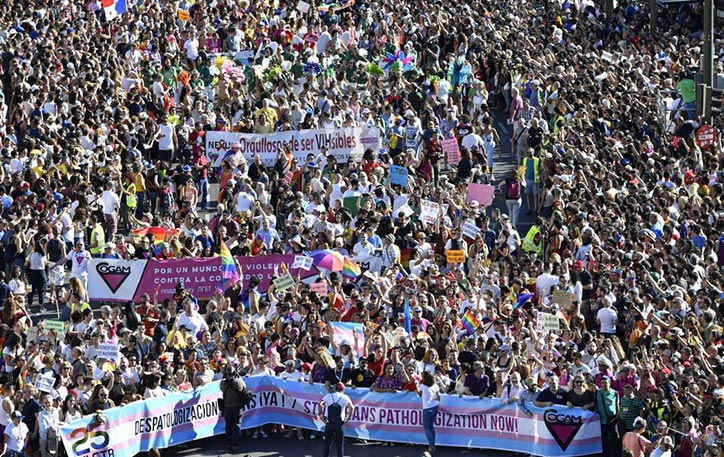 Plus d'un million de personnes à Madrid pour la cinquième édition de la « WorldPride parade » (VIDEOS)
