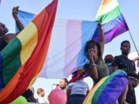 Fierté namibienne : des dizaines de personnes pour célébrer la première Pride à Windhoek (VIDEO)