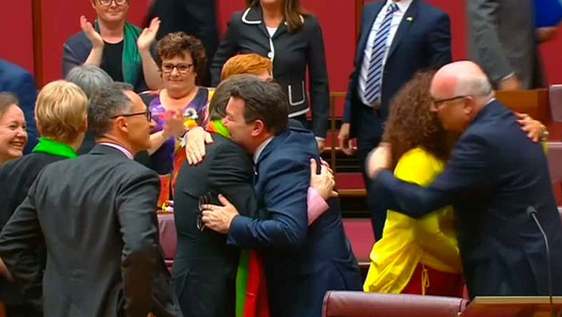 Le Sénat australien adopte le projet de loi « Mariage pour tous », malgré l’opposition des conservateurs