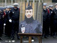 À la mémoire du Capitaine de Police Xavier Jugelé, tué dans l'exercice de ses fonctions, en avril 2017 (VIDEOS)