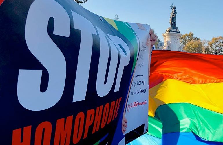 Le vœu des élus parisiens pour lutter contre les discriminations et violences à l’égard des personnes LGBTQI+