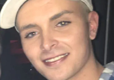 Meurtre d'un jeune gay à Villejuif : « le tueur court toujours »