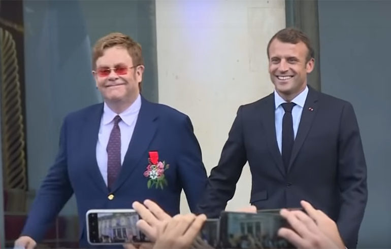 VIH/Sida : Elton John et Emmanuel Macron appellent à « la mobilisation internationale » (VIDEO)