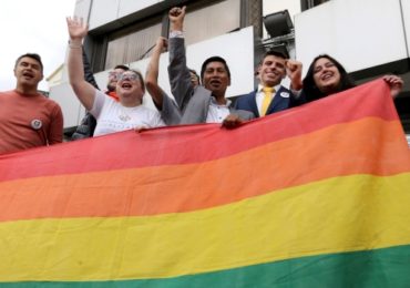 La Cour constitutionnelle d'Equateur approuve le mariage « égalitaire »
