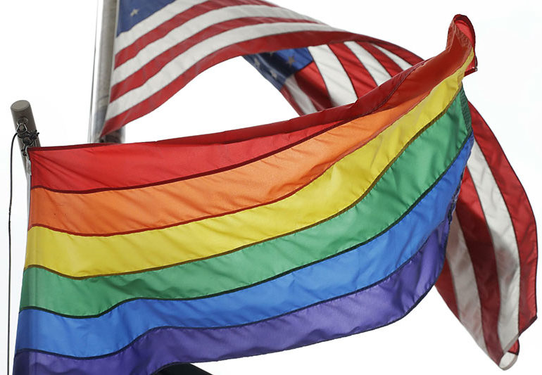« Pride Month » : les ambassades américaines « privées » de drapeaux arc-en-ciel