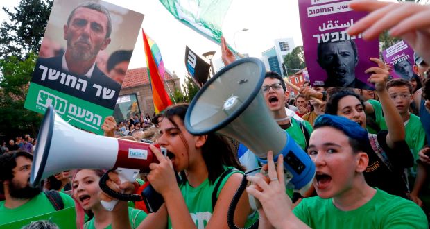 Israël : Le ministre de l'Éducation revient sur ses propos et condamne la pratique des « thérapies » anti-LGBT