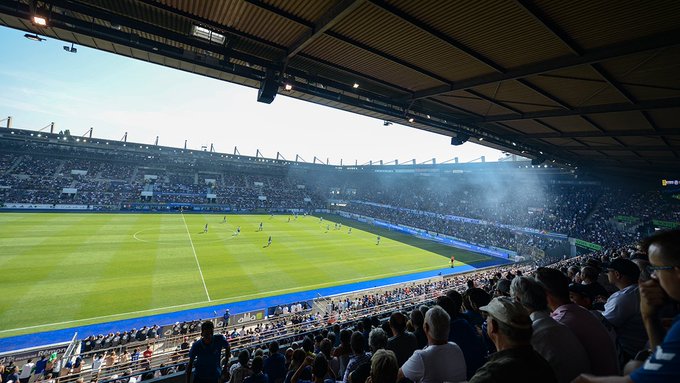 Homophobie dans les stades : la LFP mise en demeure de sanctionner le club de Strasbourg
