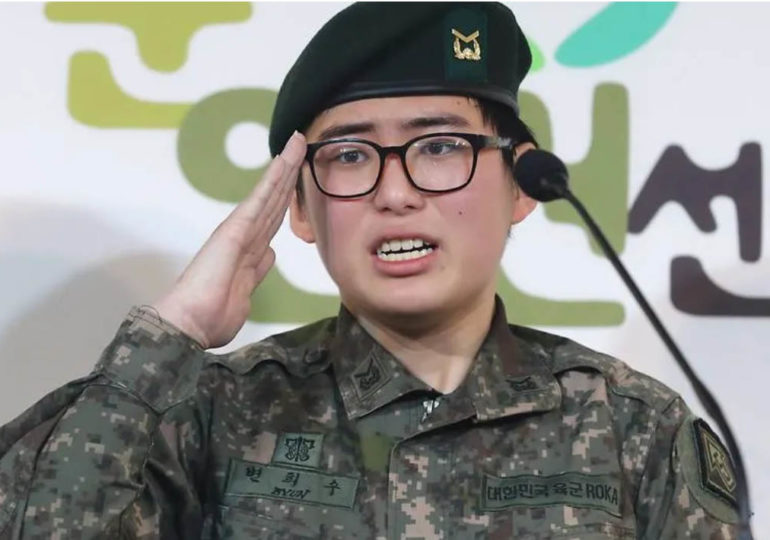 Renvoyée de l’armée sud-coréenne, une sous-officière transgenre veut se battre pour sa réintégration
