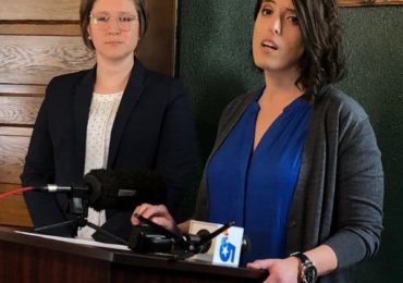 États-Unis : Une école condamnée pour avoir sanctionné une institutrice lesbienne