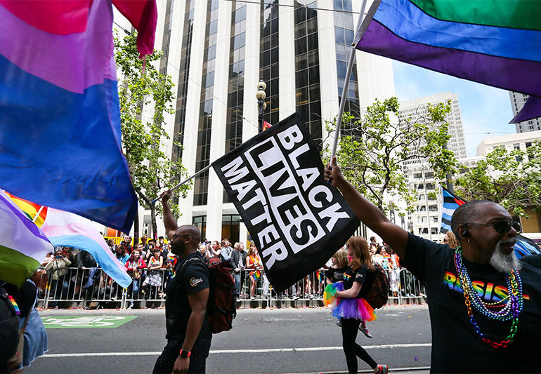 Tribune : Une cinquantaine d'associations et personnalités LGBT+ s'engagent contre le racisme