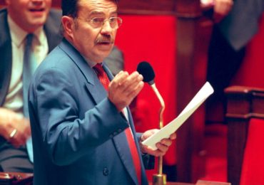 Hommage à Jean-Pierre Michel, ex-parlementaire à l'initiative du Pacs et rapporteur du projet de loi sur le mariage pour tou.te.s